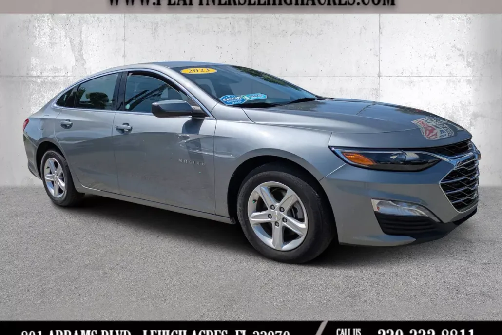 2023 Chevrolet Malibu 1LT photo 1