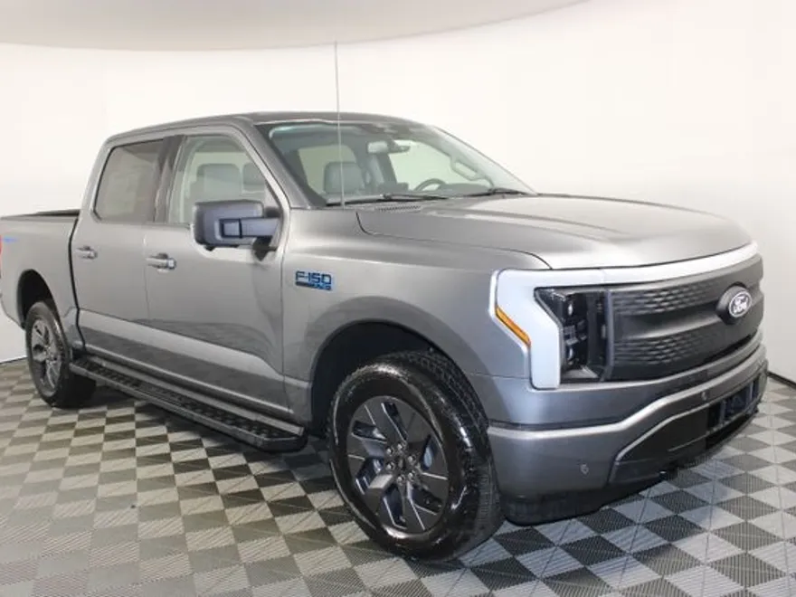 2025 Ford F-150 Lightning photo 1