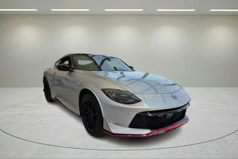 2025 Nissan Z Nismo photo 1