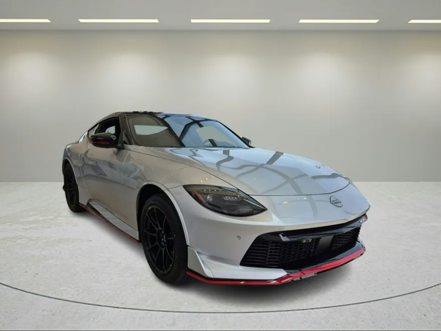 2025 Nissan Z Nismo photo 1