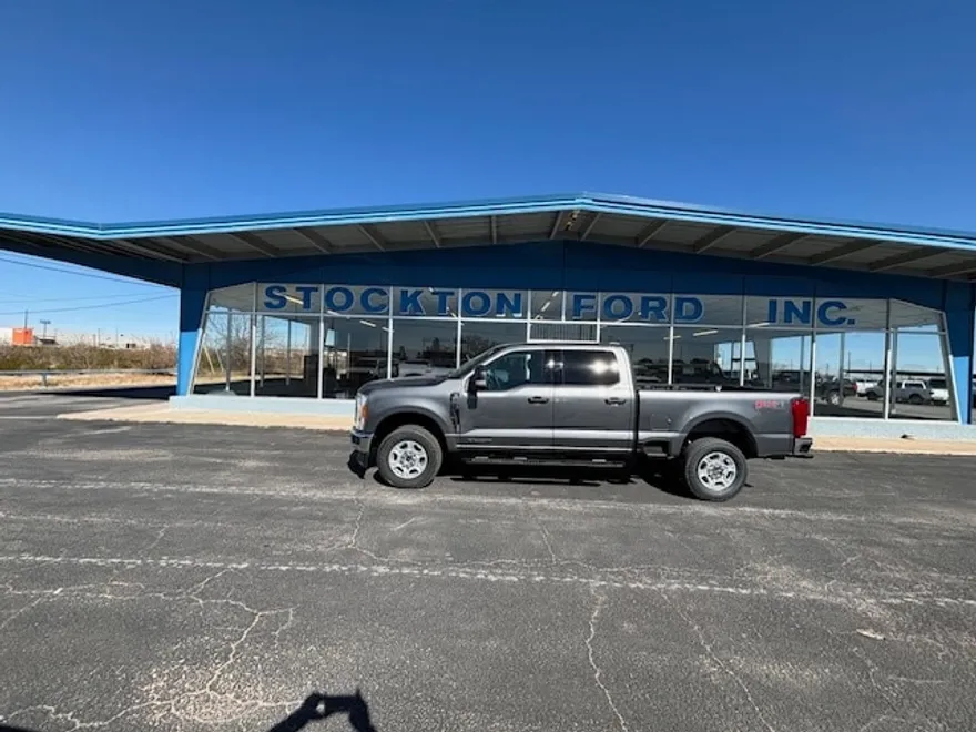 2025 Ford F-250 XLT photo 1