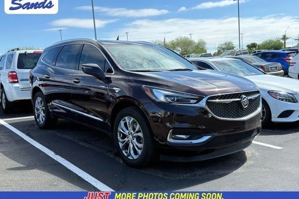 2021 Buick Enclave Avenir photo 1
