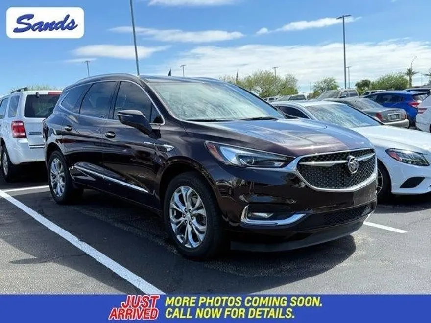 2021 Buick Enclave Avenir photo 1