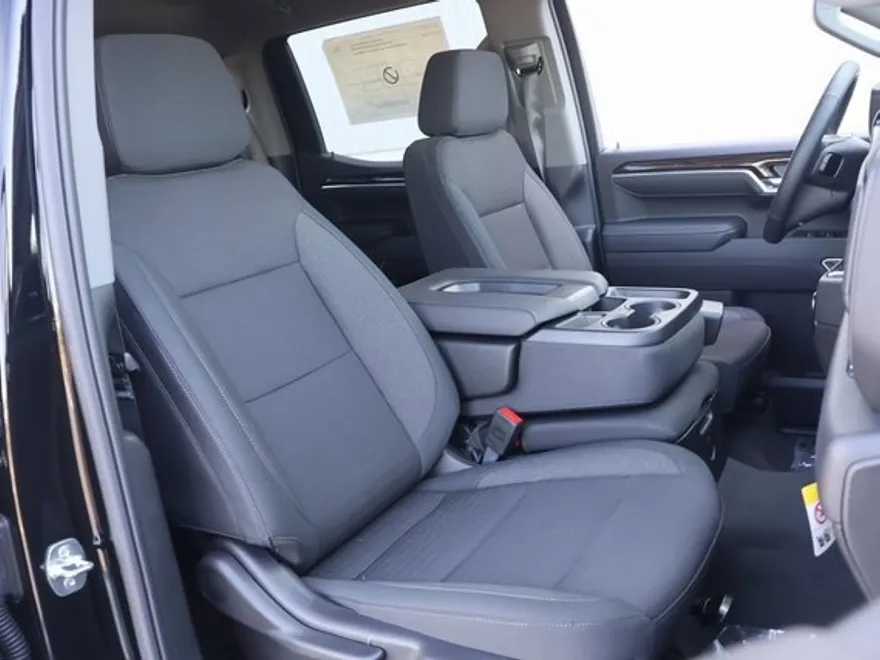 2025 Gmc Sierra 1500 SLE photo 1