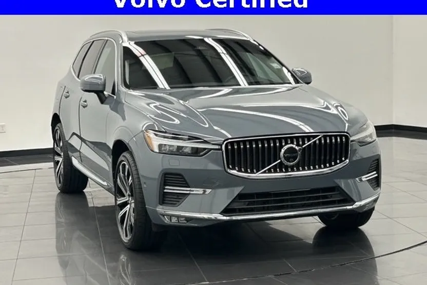 2023 Volvo XC60 B5 Ultimate photo 1