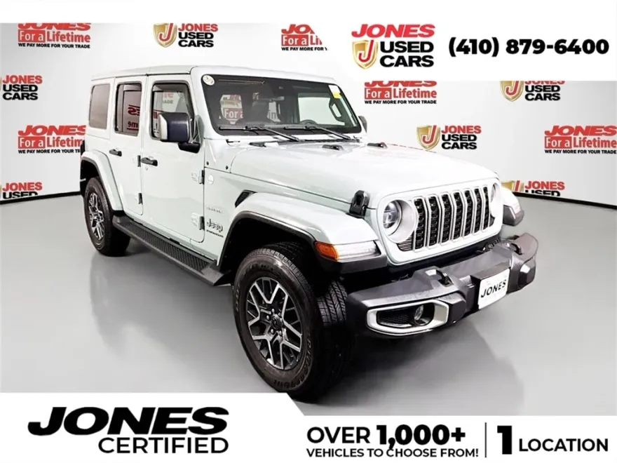 2024 Jeep Wrangler Sahara photo 1