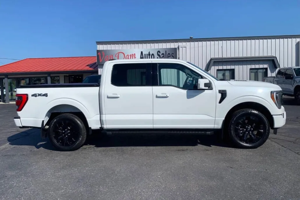 2023 Ford F-150 Lariat photo 1