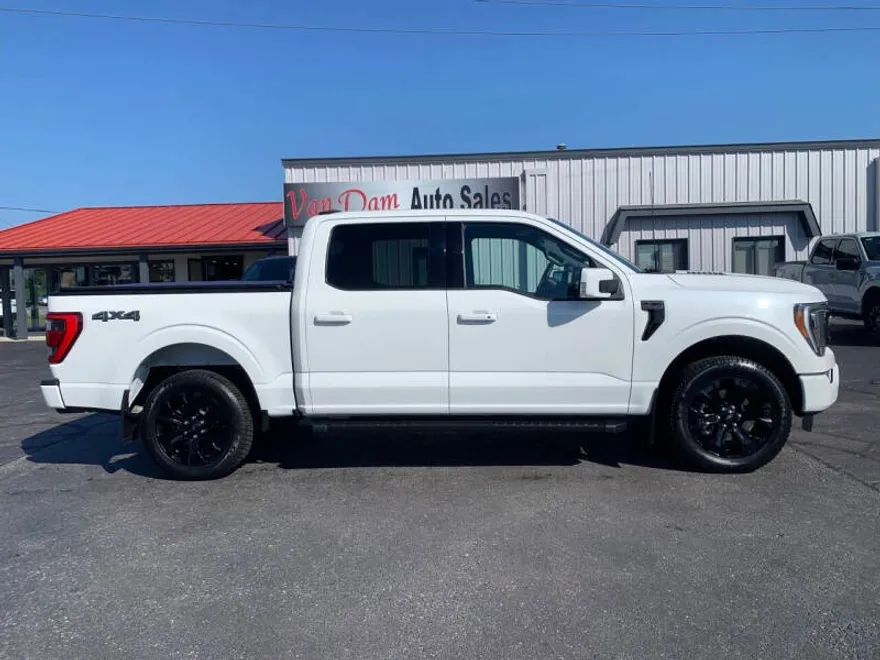 2023 Ford F-150 Lariat photo 1