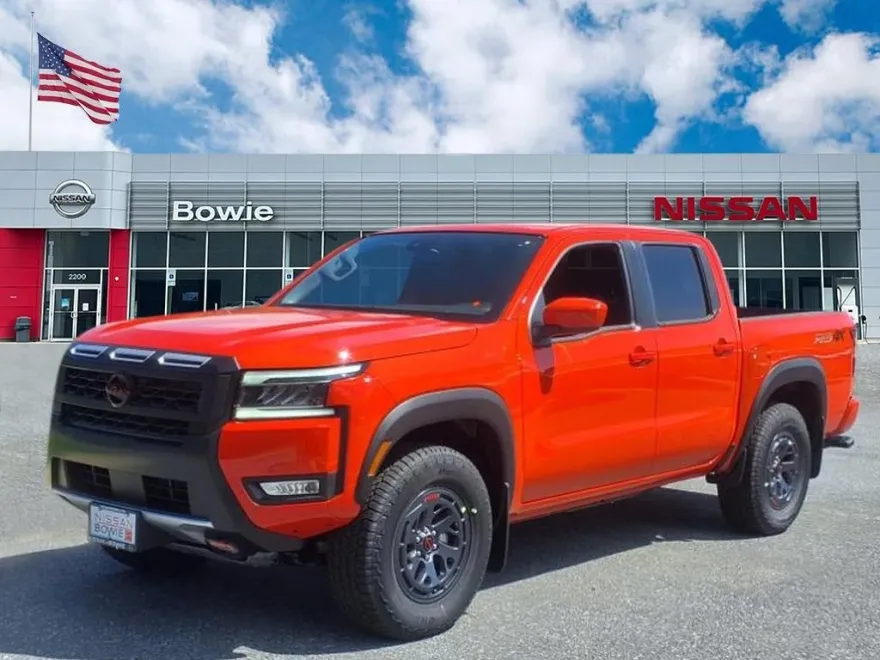 2025 Nissan Frontier PRO-4X photo 1