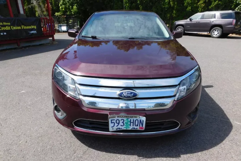 2012 Ford Fusion SE photo 1