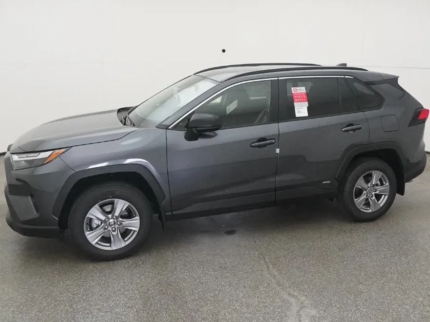 2025 Toyota RAV4 Hybrid LE photo 1