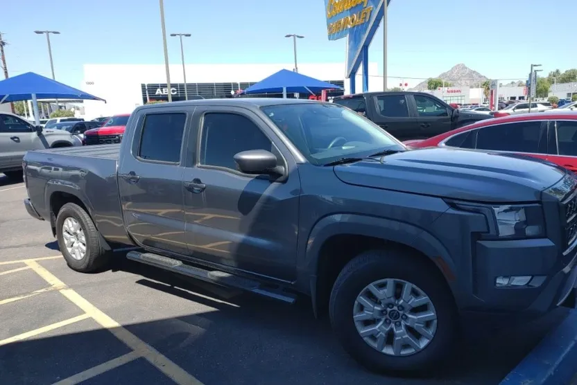 2024 Nissan Frontier SV photo 1