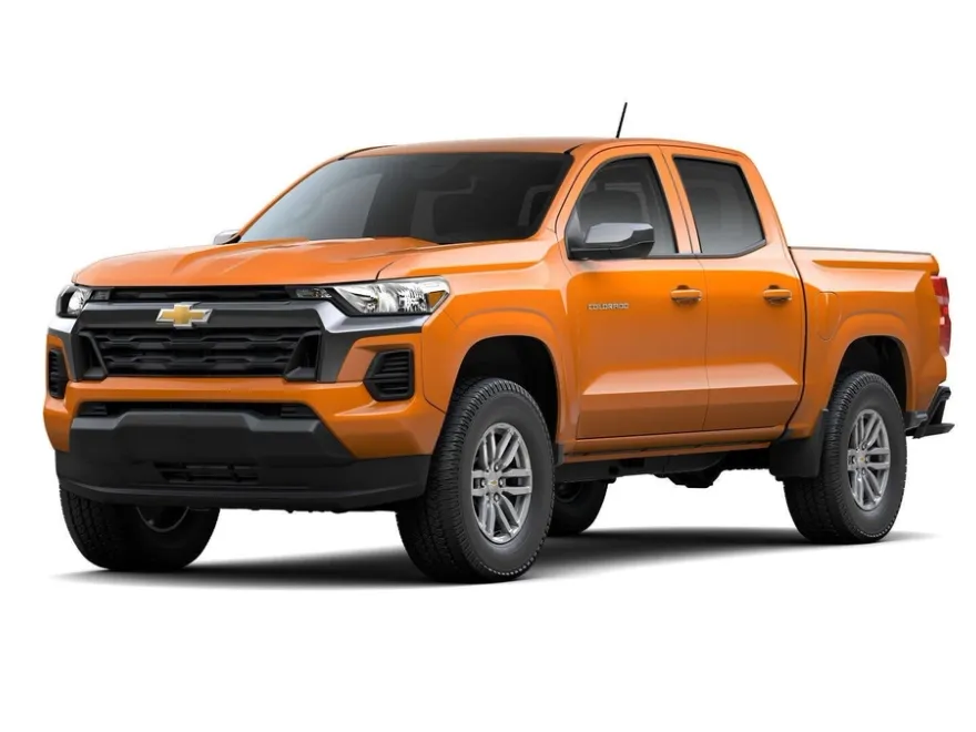 2025 Chevrolet Colorado Work Truck LT photo 1