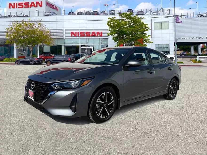 2025 Nissan Sentra SV photo 1