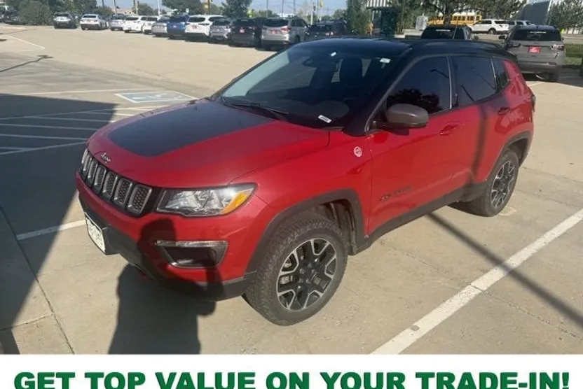 2021 Jeep Compass Trailhawk photo 1