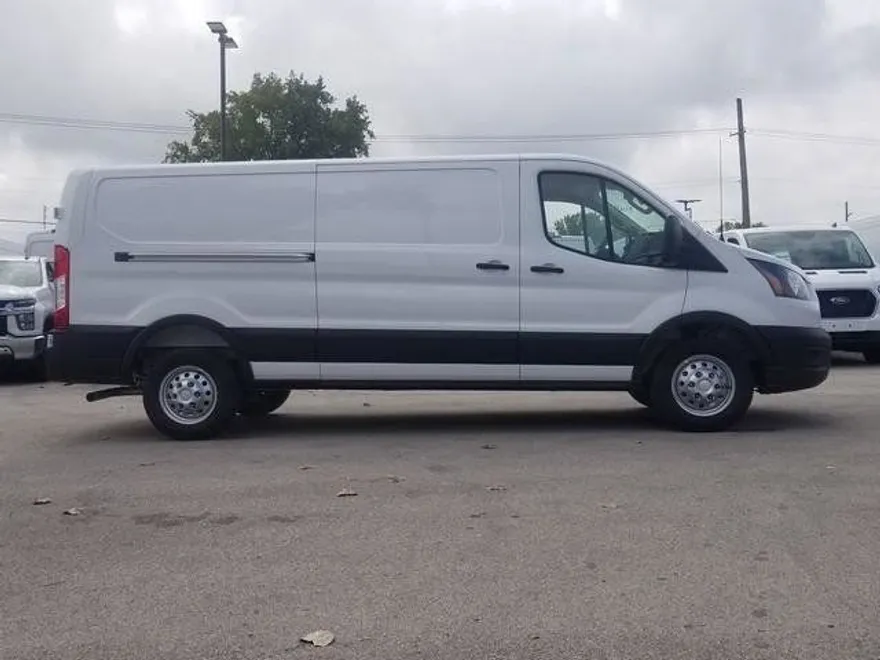 2025 Ford Transit photo 1