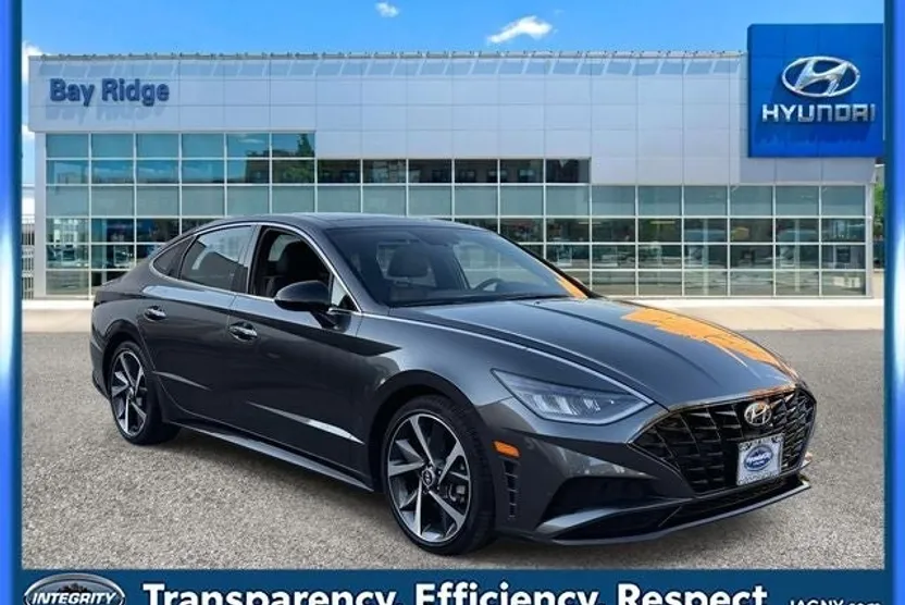 2022 Hyundai Sonata SEL Plus photo 1