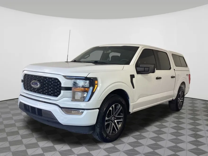 2023 Ford F-150 XL photo 1