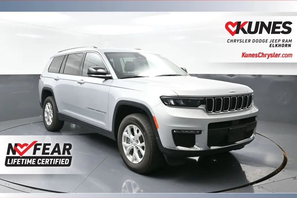 2023 Jeep Grand Cherokee Limited photo 1