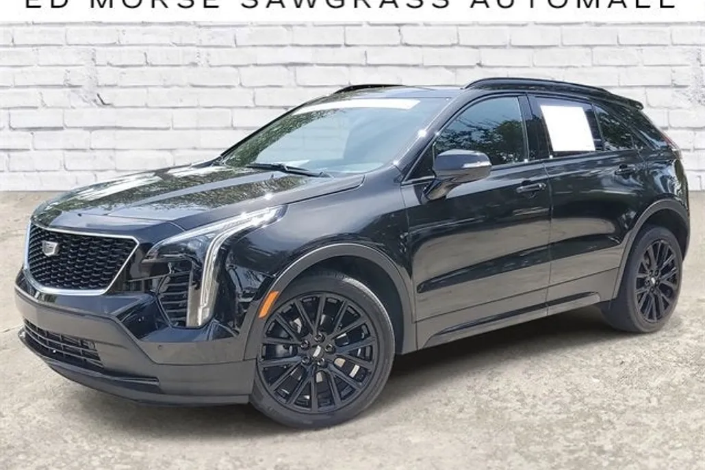 2023 Cadillac XT4 Sport photo 1