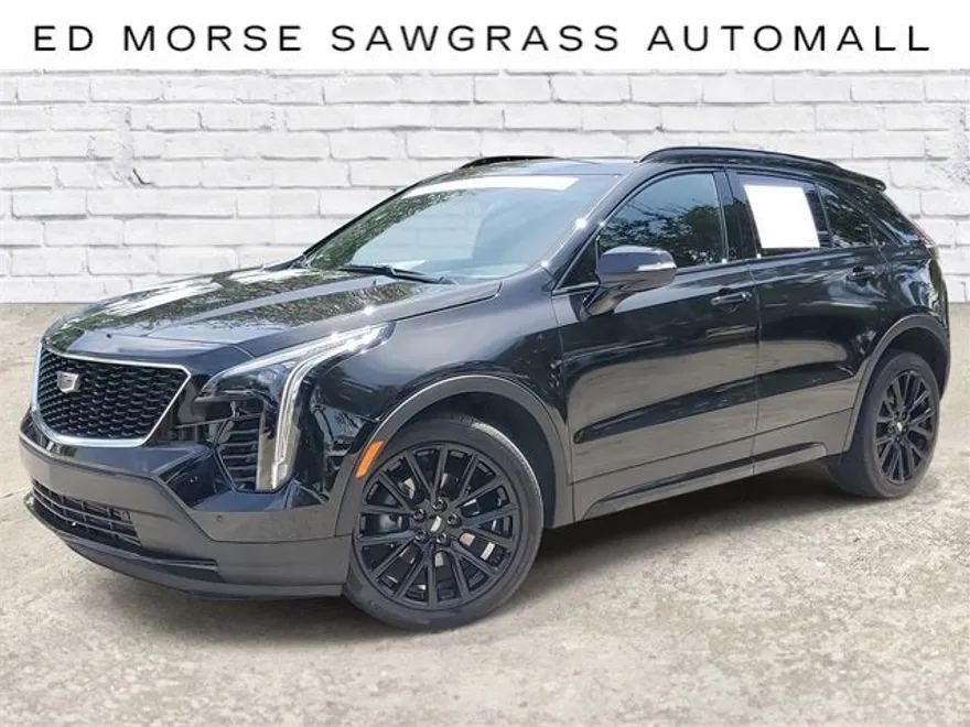 2023 Cadillac XT4 Sport photo 1