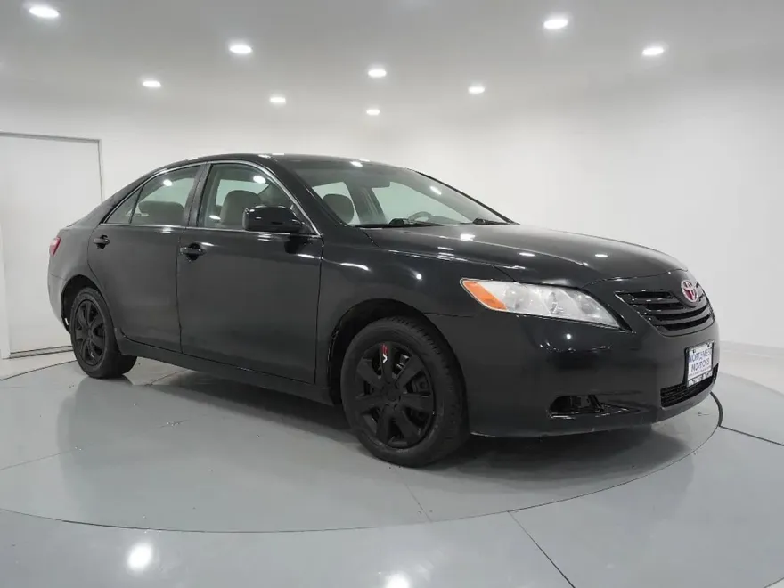 2009 Toyota Camry XLE photo 1