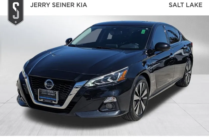 2019 Nissan Altima 2.5 SV photo 1