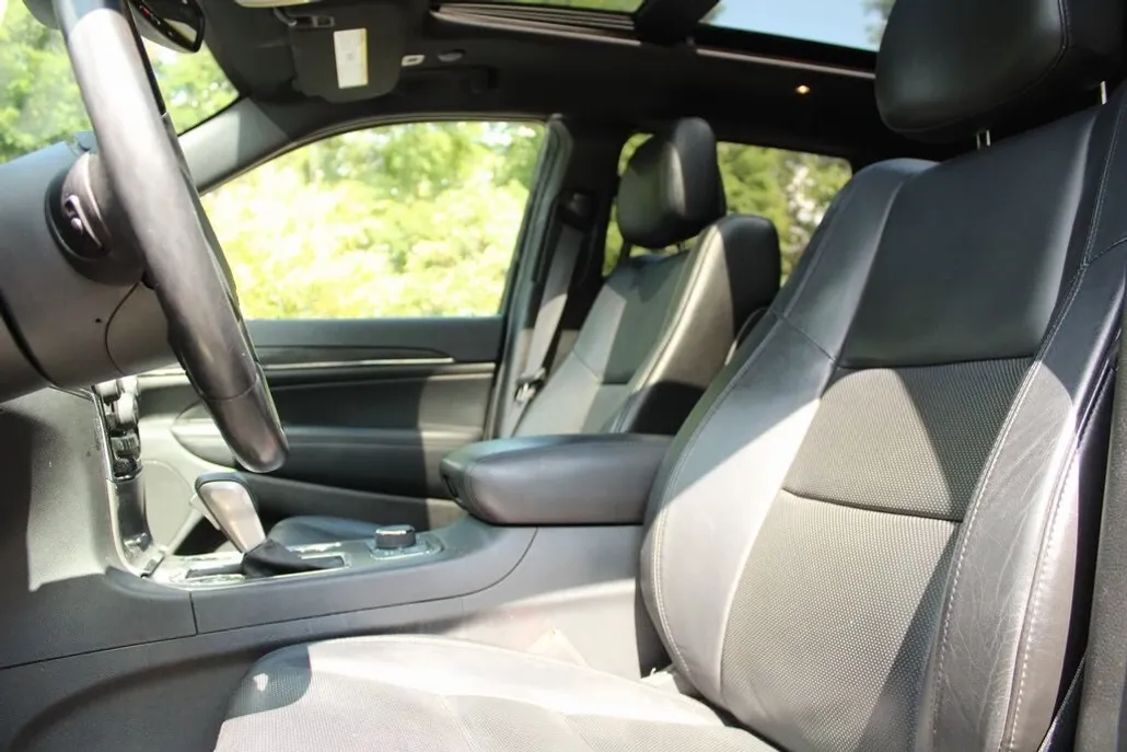 2019 Jeep Grand Cherokee Limited photo 1