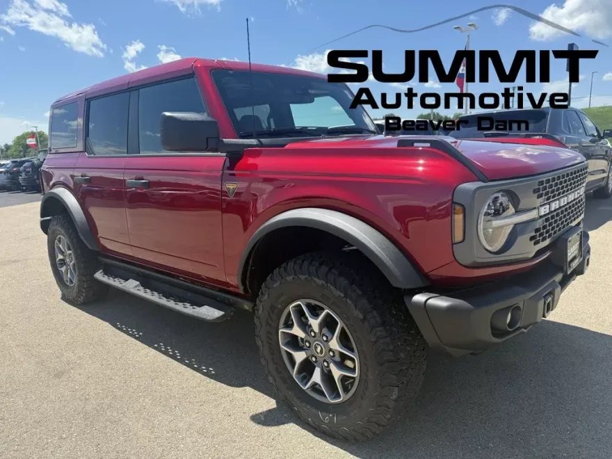 2025 Ford Bronco Badlands photo 1