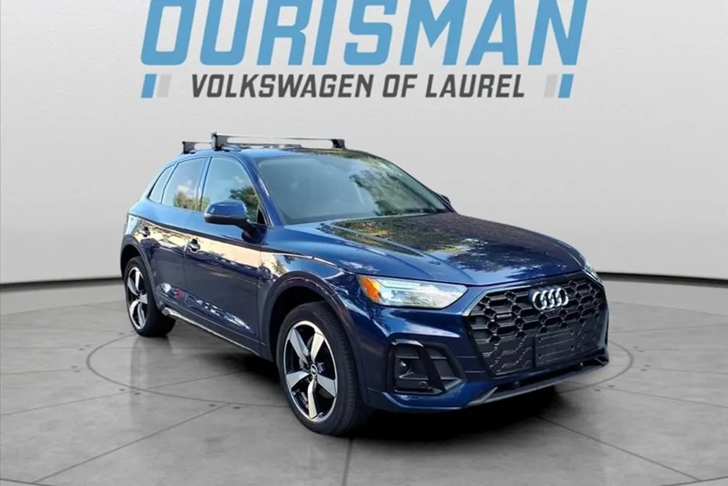 2022 Audi Q5 45 S line Premium photo 1