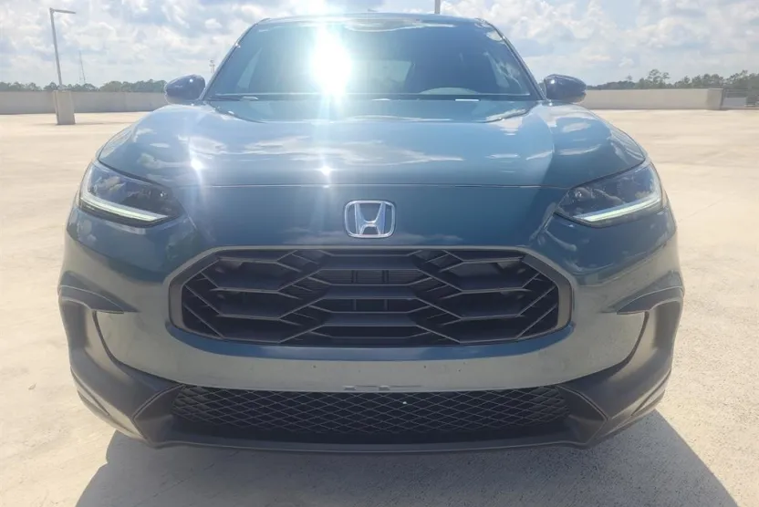 2026 Honda HR-V Sport photo 1