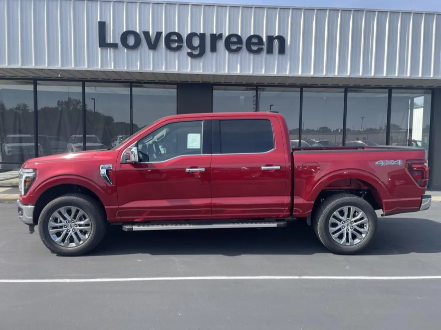 2025 Ford F-150 Lariat photo 1