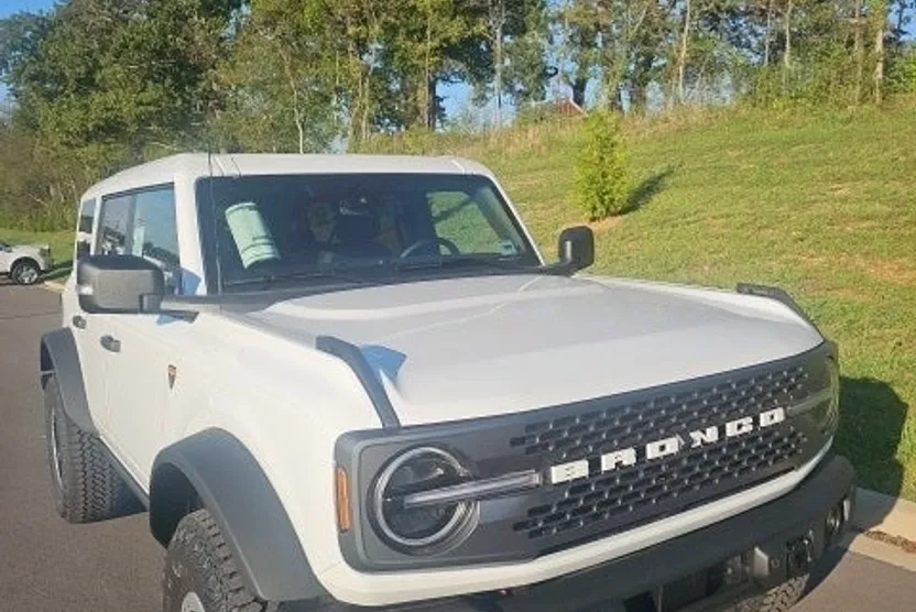 2025 Ford Bronco Badlands photo 1