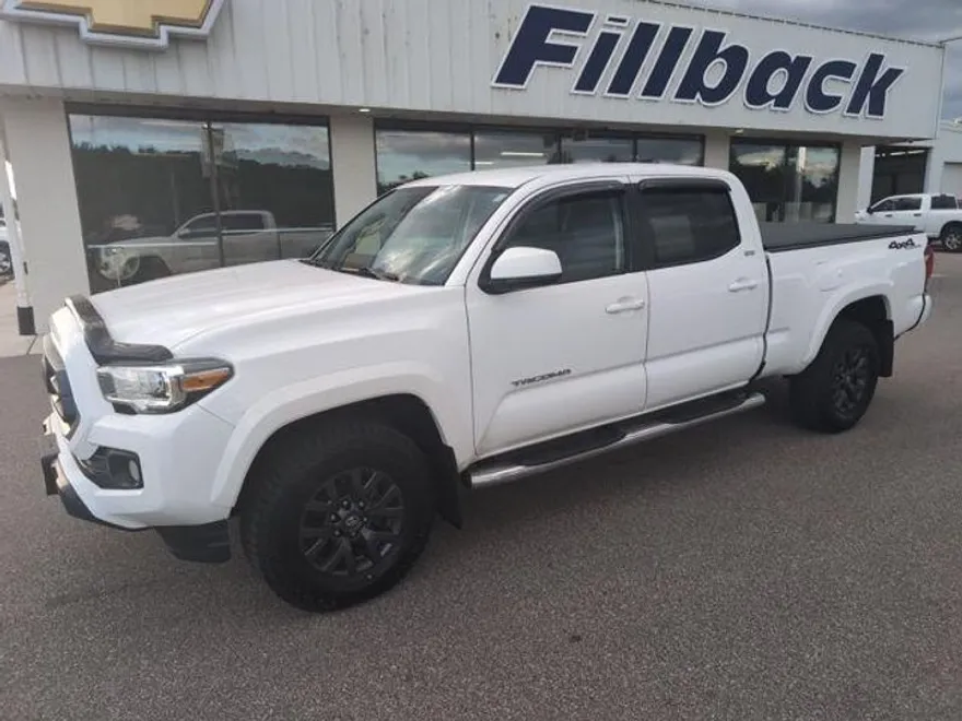 2021 Toyota Tacoma TRD Off-Road V6 photo 1