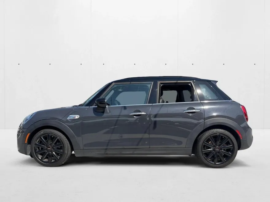 2020 Mini Cooper 4 Door Hardtop S photo 1