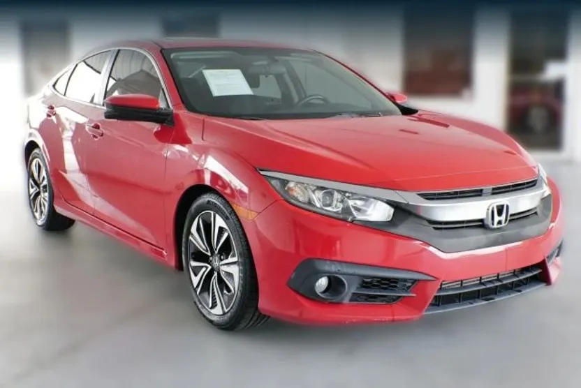 2018 Honda Civic EX-T photo 1