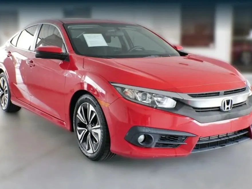 2018 Honda Civic EX-T photo 1