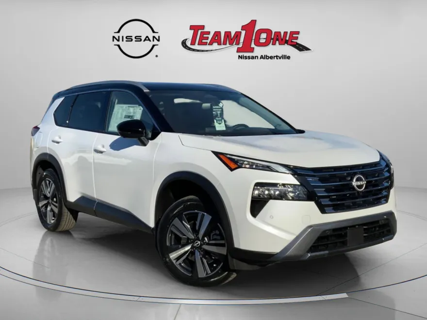 2025 Nissan Rogue SL photo 1