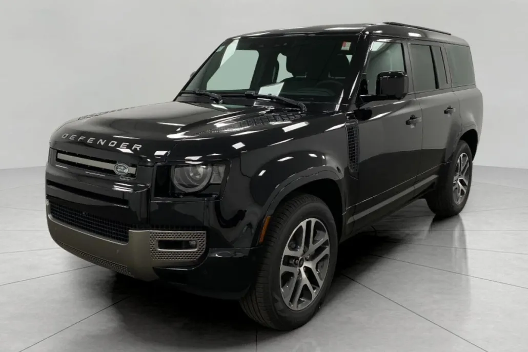 2025 Land Rover Defender X-Dynamic SE photo 1