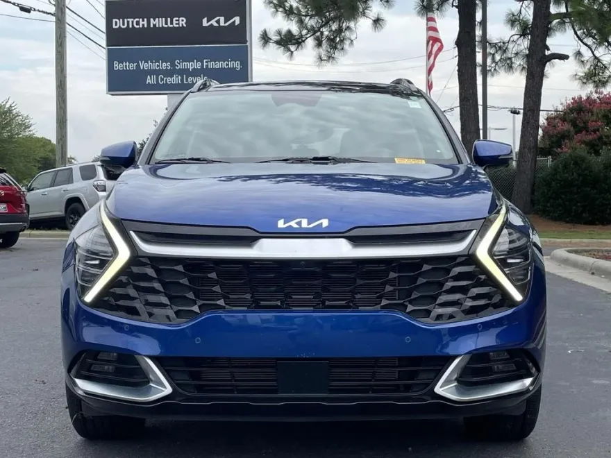 2023 Kia Sportage photo 1