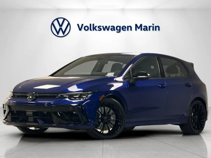 2025 Volkswagen Golf R photo 1