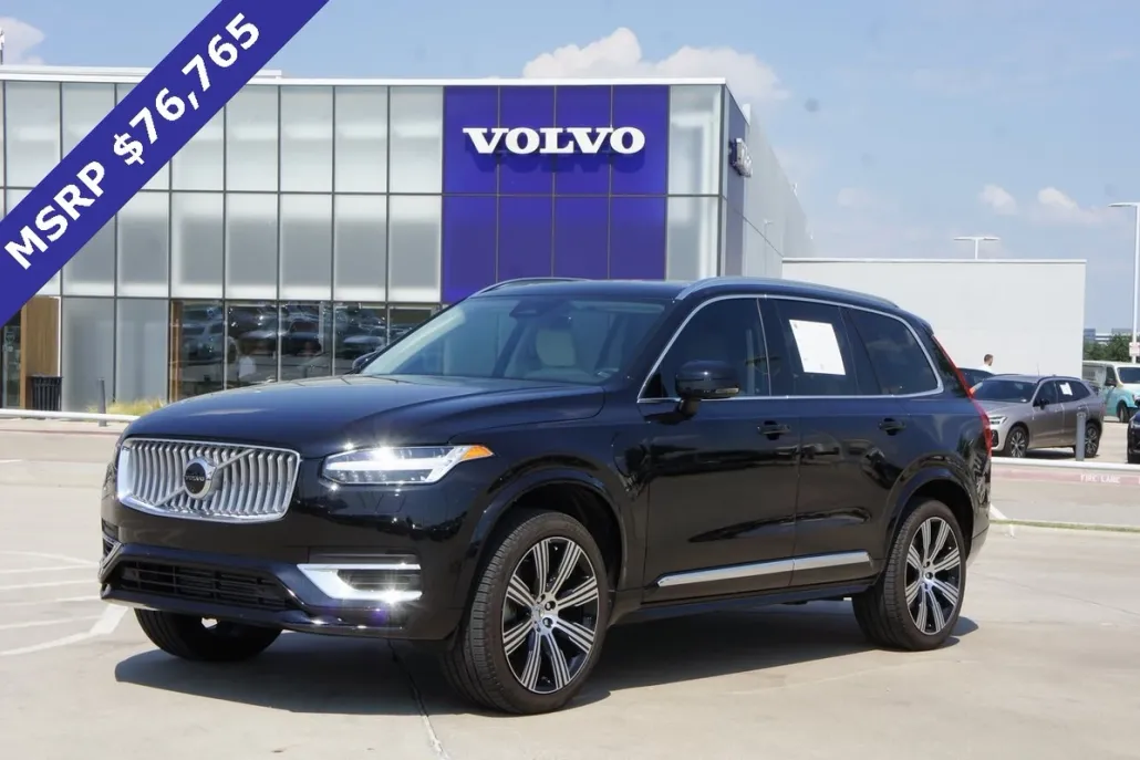 2025 Volvo XC90 T8 Plus photo 1