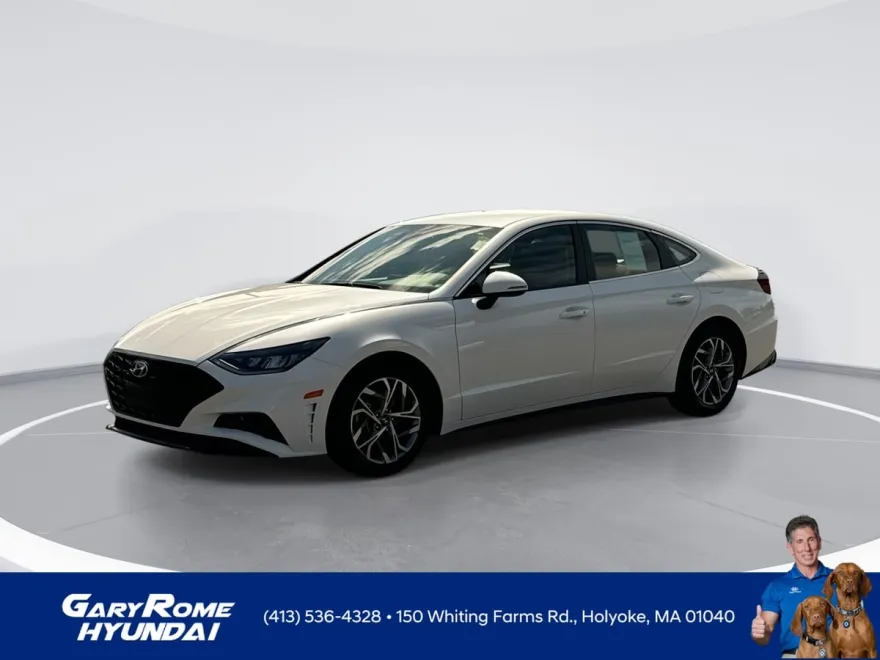 2022 Hyundai Sonata SEL photo 1