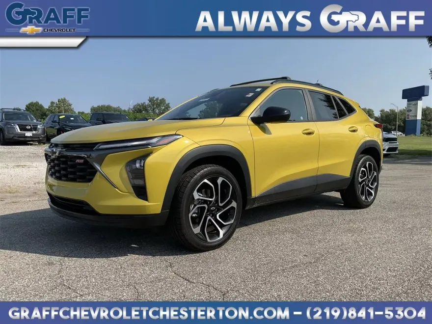 2024 Chevrolet Trax photo 1