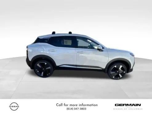 2025 Nissan Kicks SR photo 4