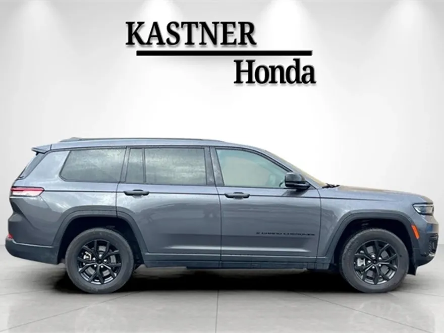 2024 Jeep Grand Cherokee Altitude photo 1