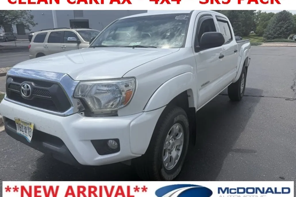 2015 Toyota Tacoma Base photo 1