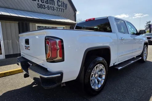 2018 Gmc Sierra 1500 SLT photo 3