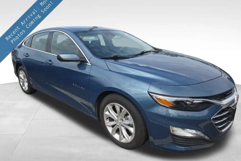 2024 Chevrolet Malibu 1LT photo 1