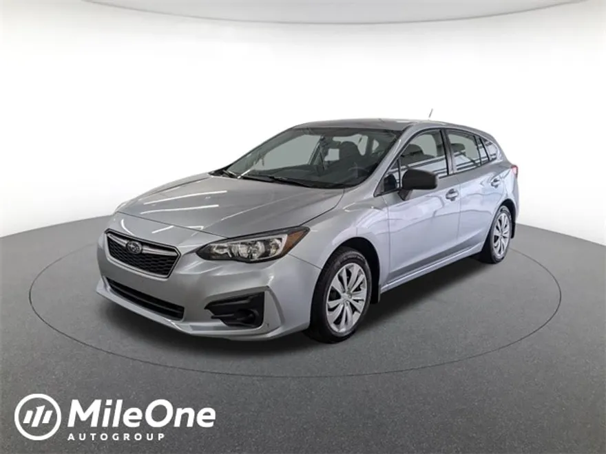2017 Subaru Impreza 2.0i photo 1
